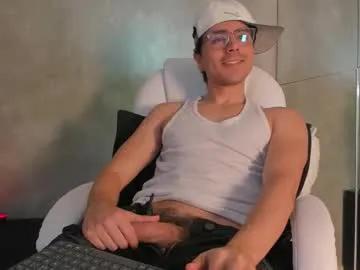 Freechat dylan_cross_ on Chaturbate