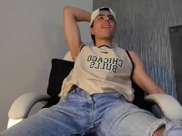 Freechat dylan_cross_ on Chaturbate