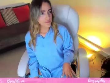 Freechat harper_woods on Chaturbate