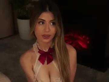 Freechat holayoula on Chaturbate