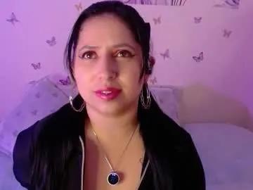 honey_buns_1 — GOAL: flash tits and lick nipples [99 tokens remaining] Welcome To My Room lets have fun and cum #bigtits #latina #curvy #bigass #shave