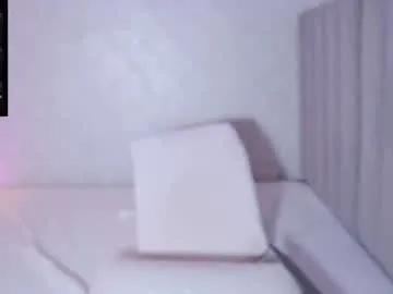 Away kellyfernandes on Chaturbate