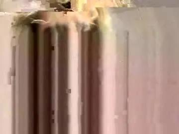 kinkybiguy14 on Chaturbate 