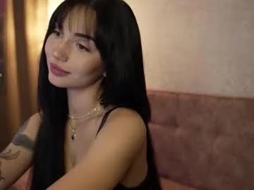 Away linda_warners on Chaturbate