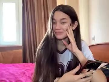 Freechat little_ieity on Chaturbate