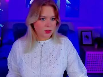 Freechat louisemous on Chaturbate