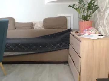 Freechat mallinia on Chaturbate