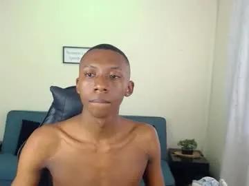 miiloo18 on Chaturbate 