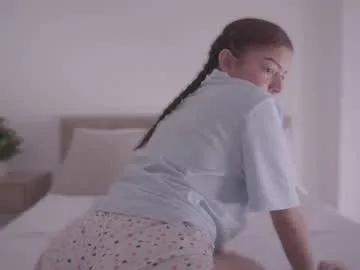 Freechat mila_1 on Chaturbate