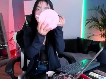 Private mila_shay on Chaturbate