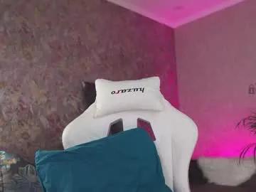 Freechat misstics_ on Chaturbate