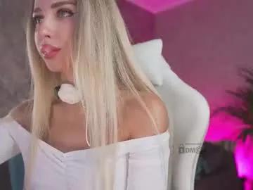 Freechat misstics_ on Chaturbate