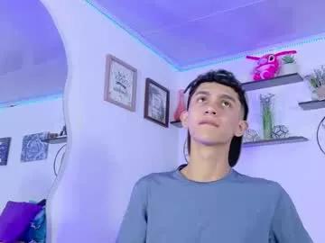 Freechat noah_tyler_ on Chaturbate