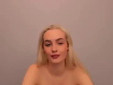 oliviahappy — Goal: cum olivia #bigass #bigfeet #tall #blondie #pussy