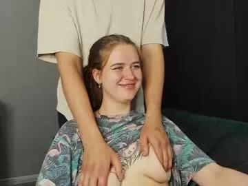 Freechat robert_lisa on Chaturbate