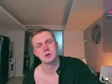 samuel_andrew — make me CUM! [2096 tokens left] Hey, Welcome!!  Help me with this horny cock lol. Roll the dice - 29 tkns   #uncut #muscle #cum #bigcock #lovense