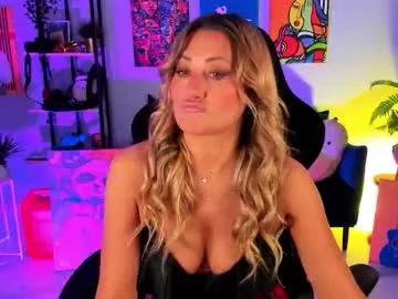 Freechat sarahholly on Chaturbate