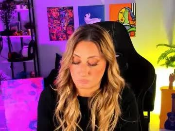 Freechat sarahholly on Chaturbate