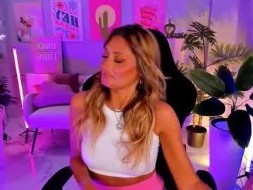 Freechat sarahholly on Chaturbate