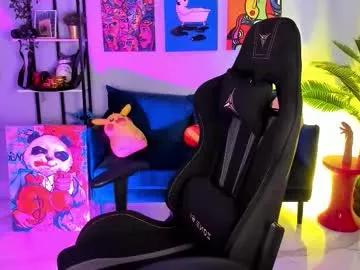 Freechat sarahholly on Chaturbate