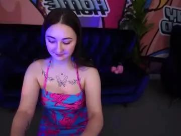 sashaduvalle on Chaturbate 