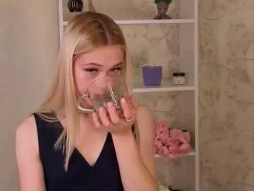 Private smile_with_nicole on Chaturbate