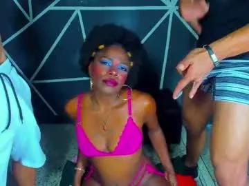 Freechat soft_lips18 on Chaturbate