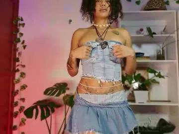 stellart_ — bad & sweet #latina gyal - Goal: sweet naughty blowjob [204 tokens left] #hairy #hairyarmpits #ebony #nonude