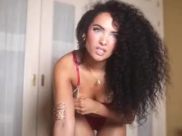 Freechat suzysuza on Chaturbate