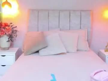 Freechat tutu_milf on Chaturbate