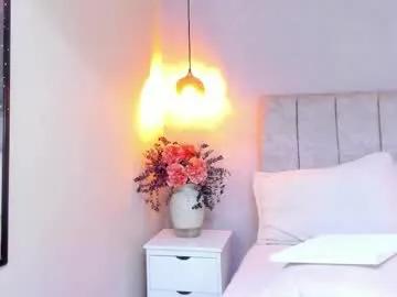 Freechat tutu_milf on Chaturbate