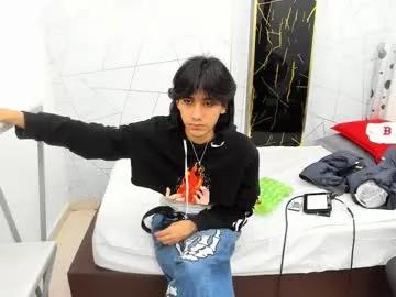 Freechat twinslovers_ on Chaturbate