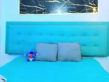 Freechat twinslovers_ on Chaturbate