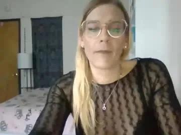 unicornslut333 — Freechat on Chaturbate
