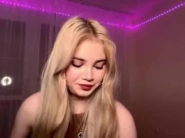 vedalipscomb — Goal: To bite down on your bottom lip in a sexy way Welcome guys!  Im  Kira nice to meet you! #shy #new #18 #young #blonde [5 tokens remaining]