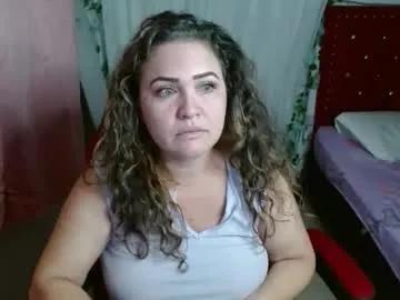 venecasexy44 — Venecasexy44' aceite en el cuerpo [125]  #mature #erotic #mommy #cute #latina