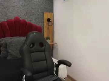 Freechat victoria_noir_18 on Chaturbate