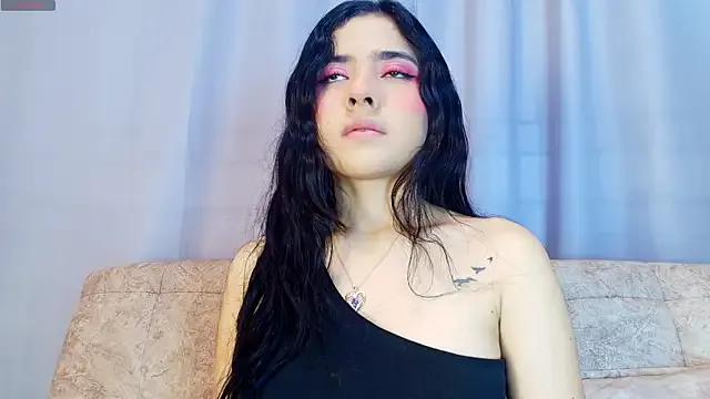 adara_johnson__ on StripChat 