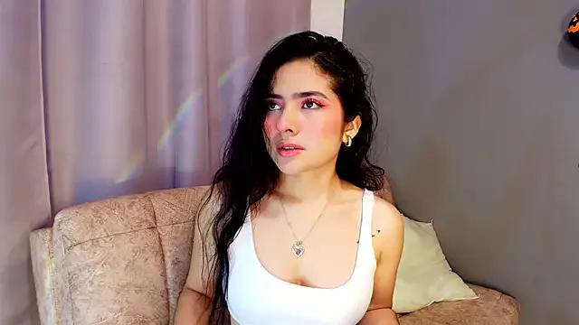 adara_johnson__ on StripChat 