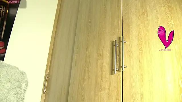 aidaadams on StripChat 