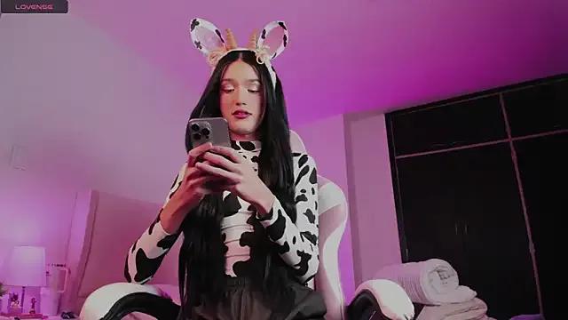 Freechat Ainhoads on StripChat