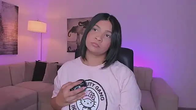 alaia7h on StripChat 