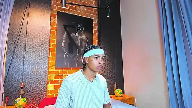 AlanCutee on StripChat 