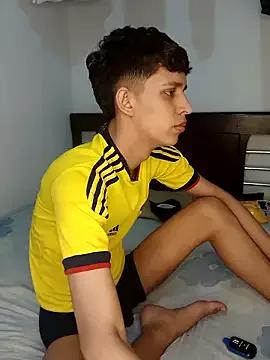 Alayn_sexy_ayes — SQUEEZING NIPPLES WITH TWEEZERS FOR 5MIN