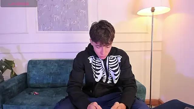 Freechat AlessandroDybala on StripChat