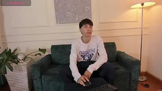 Freechat AlessandroDybala on StripChat