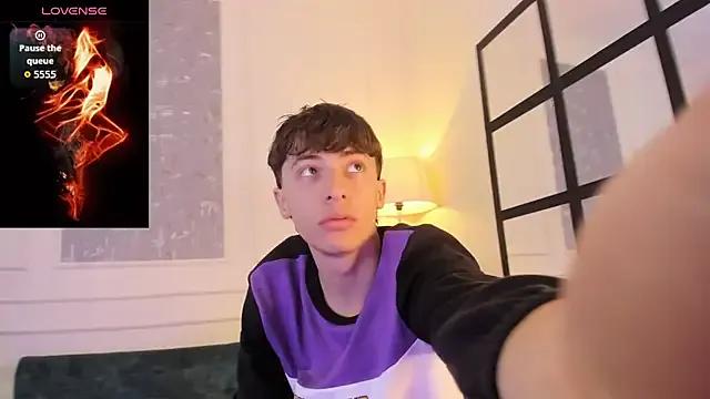 Freechat AlessandroDybala on StripChat