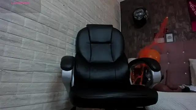 Freechat alice__tylor on StripChat