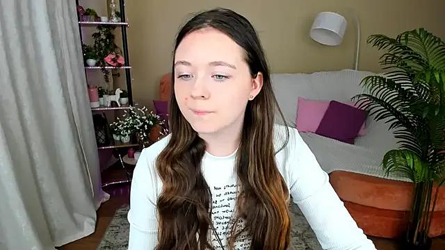 AlluringLookk on StripChat 