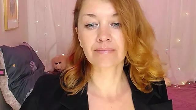 Freechat AnaMills on StripChat